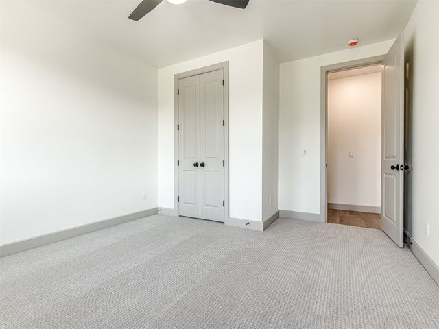 400 Old Creek Road, Edmond, OK 73034
