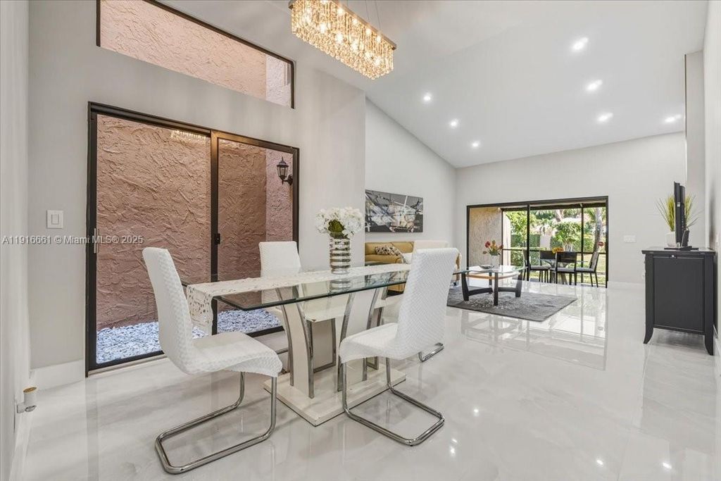 22708 Meridiana Dr, Boca Raton, FL 33433