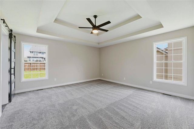 7411 N Mckinley Avenue, Kansas City, MO 64158