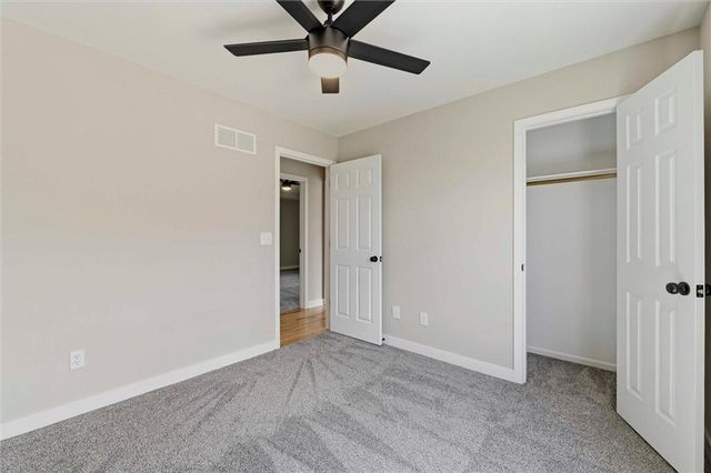 7411 N Mckinley Avenue, Kansas City, MO 64158