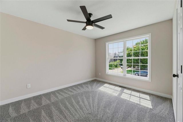 7411 N Mckinley Avenue, Kansas City, MO 64158