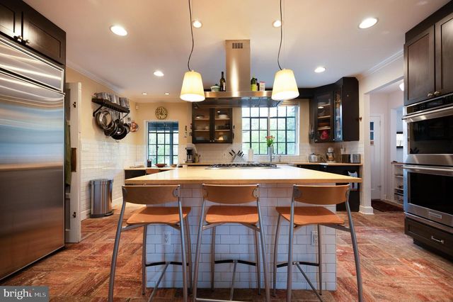 1002 OVERBROOK RD, Wilmington, DE 19807
