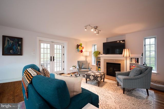 1002 OVERBROOK RD, Wilmington, DE 19807
