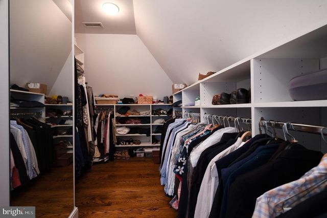 1002 OVERBROOK RD, Wilmington, DE 19807