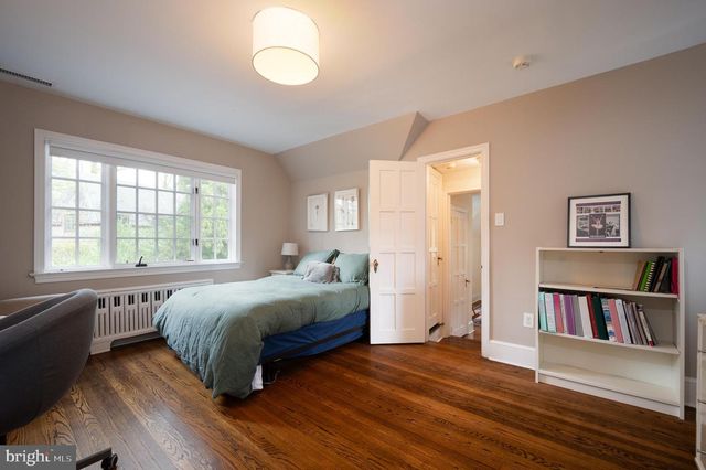 1002 OVERBROOK RD, Wilmington, DE 19807