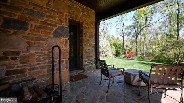1002 OVERBROOK RD, Wilmington, DE 19807