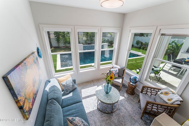 427 N 6TH Street, Jacksonville Beach, FL 32250