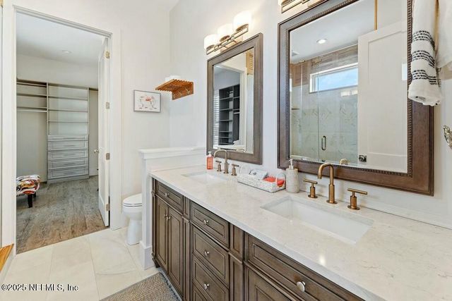 427 N 6TH Street, Jacksonville Beach, FL 32250