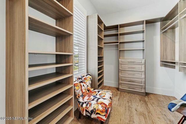 427 N 6TH Street, Jacksonville Beach, FL 32250