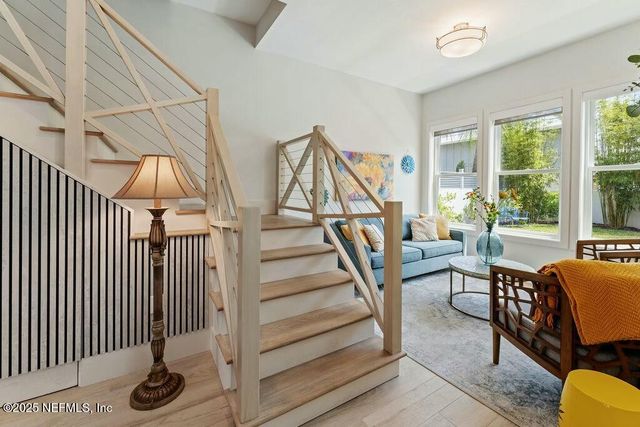 427 N 6TH Street, Jacksonville Beach, FL 32250