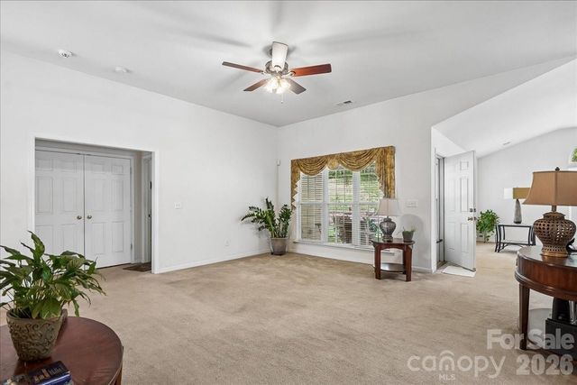 2127 Candlelight Woods Drive, Matthews, NC 28105