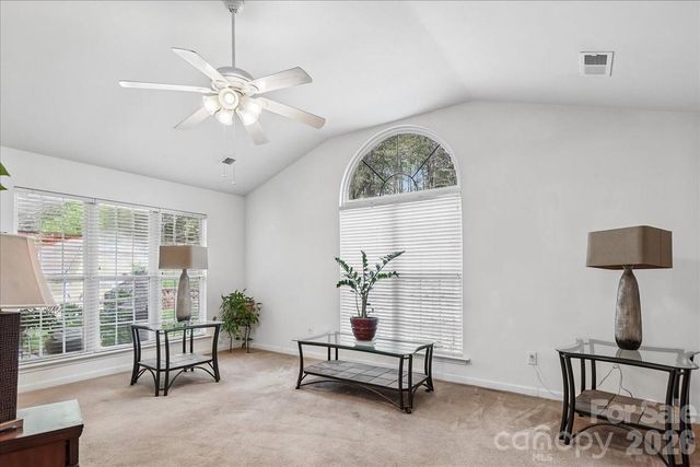 2127 Candlelight Woods Drive, Matthews, NC 28105