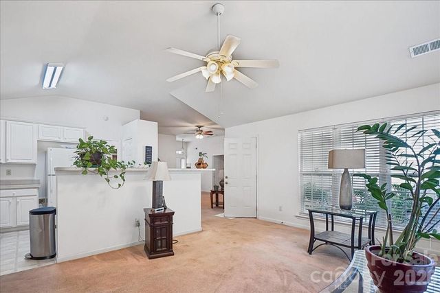 2127 Candlelight Woods Drive, Matthews, NC 28105