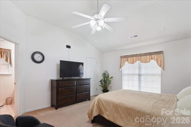 2127 Candlelight Woods Drive, Matthews, NC 28105