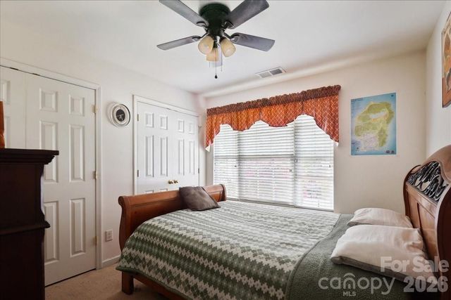 2127 Candlelight Woods Drive, Matthews, NC 28105