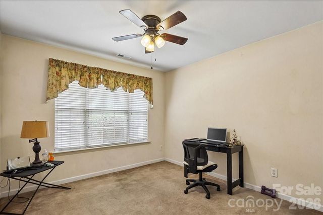 2127 Candlelight Woods Drive, Matthews, NC 28105