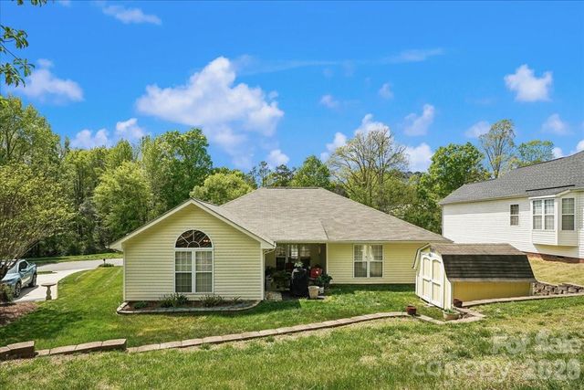 2127 Candlelight Woods Drive, Matthews, NC 28105