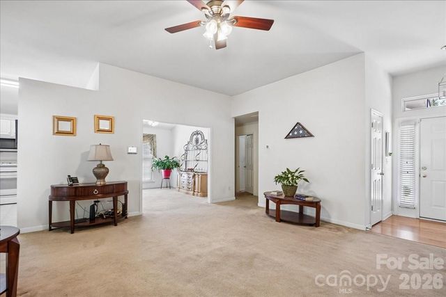 2127 Candlelight Woods Drive, Matthews, NC 28105