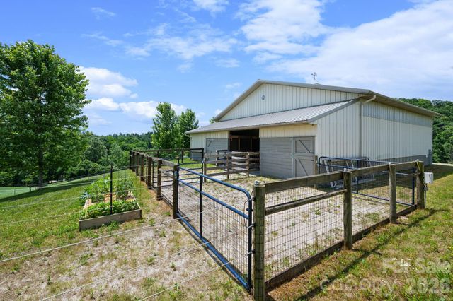 245 Corbett McNeil Road, Boone, NC 28607