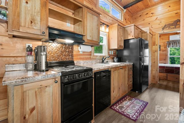 245 Corbett McNeil Road, Boone, NC 28607