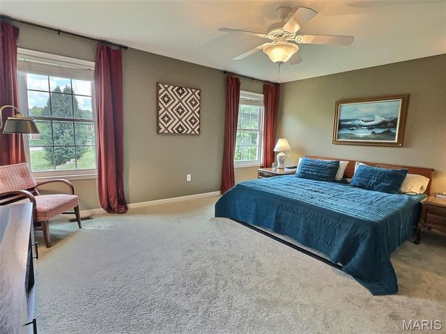 2549 Spyglass Court, Edwardsville, IL 62025