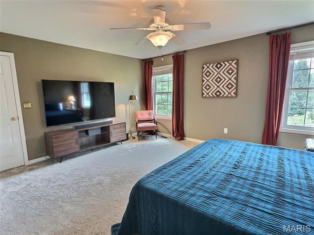 2549 Spyglass Court, Edwardsville, IL 62025
