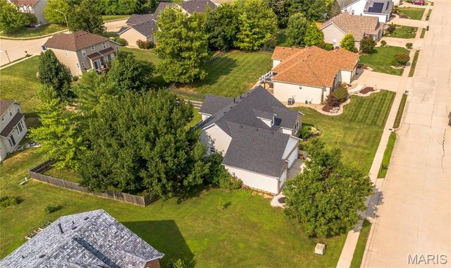 2549 Spyglass Court, Edwardsville, IL 62025