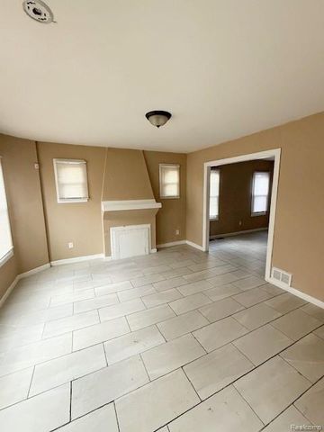 14889 Sussex Street, Detroit, MI 48227