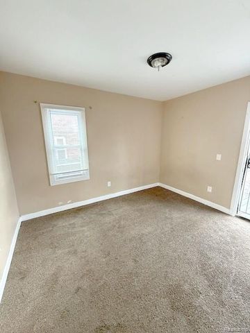 14889 Sussex Street, Detroit, MI 48227