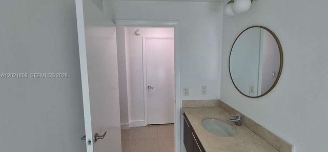 1900 N Bayshore Dr 1610, Miami, FL 33132