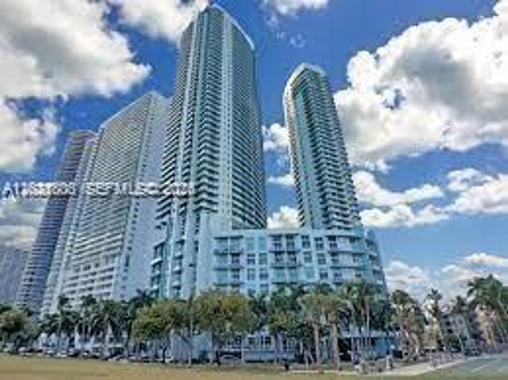 1900 N Bayshore Dr 1610, Miami, FL 33132