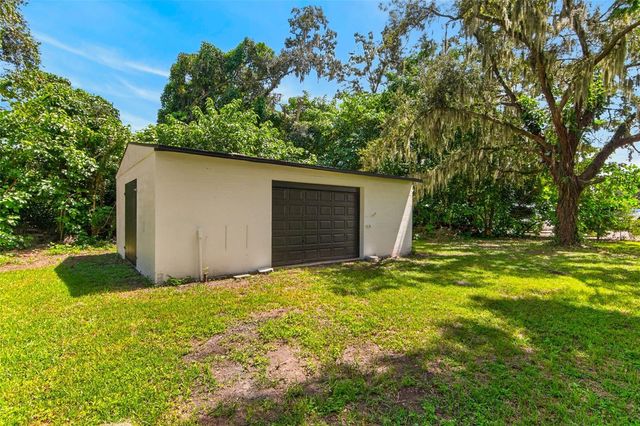 209 S SAINT CLOUD AVENUE, Valrico, FL 33594