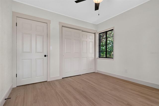209 S SAINT CLOUD AVENUE, Valrico, FL 33594