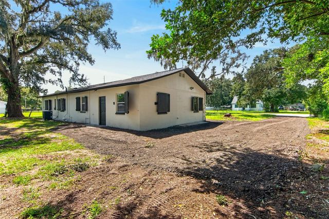 209 S SAINT CLOUD AVENUE, Valrico, FL 33594