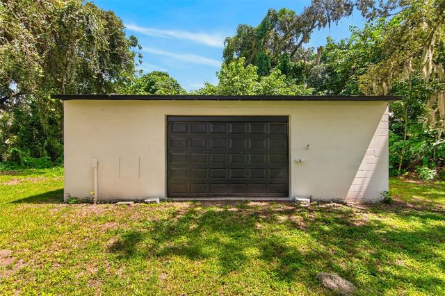 209 S SAINT CLOUD AVENUE, Valrico, FL 33594
