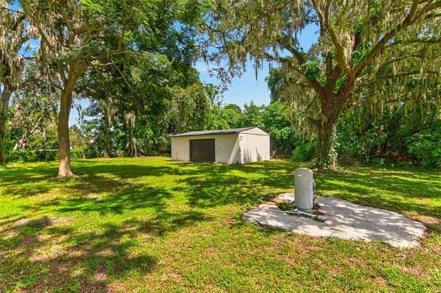 209 S SAINT CLOUD AVENUE, Valrico, FL 33594