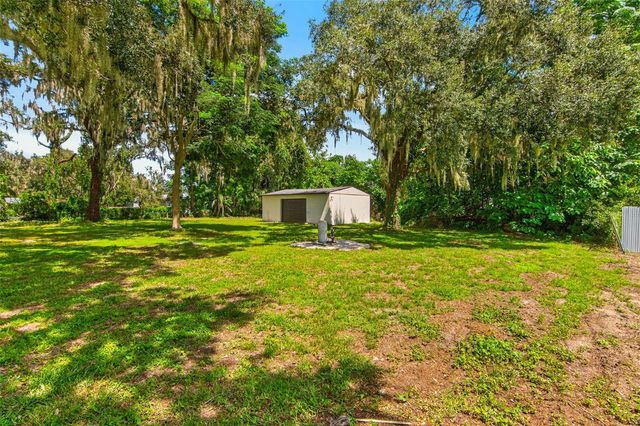 209 S SAINT CLOUD AVENUE, Valrico, FL 33594