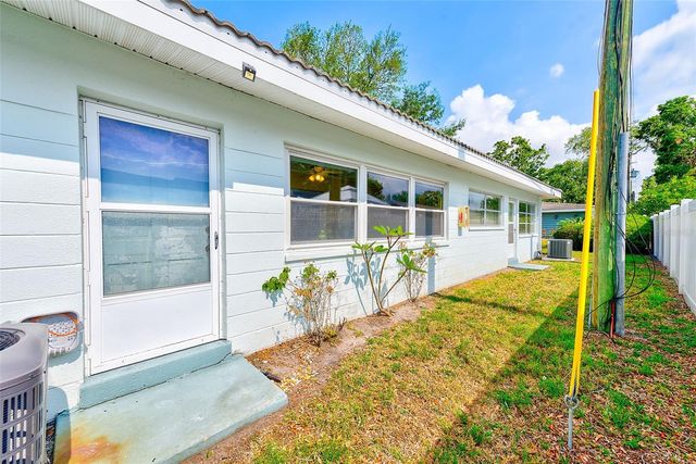 11200 102ND AVENUE 75, Seminole, FL 33778