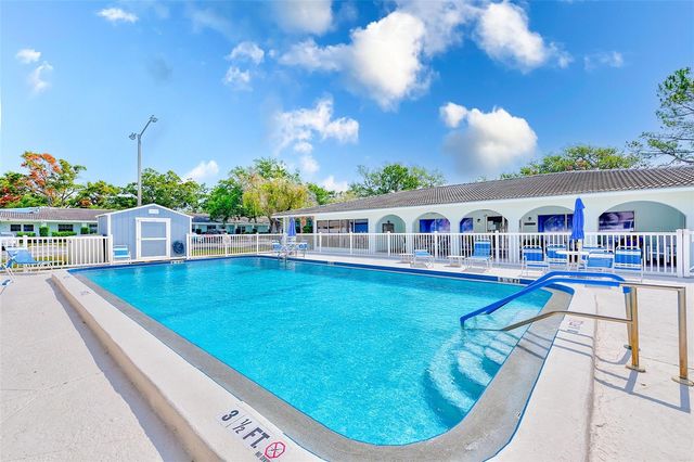 11200 102ND AVENUE 75, Seminole, FL 33778