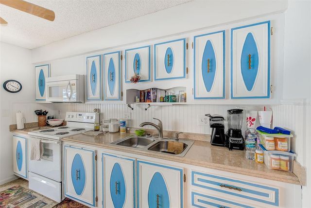 11200 102ND AVENUE 75, Seminole, FL 33778