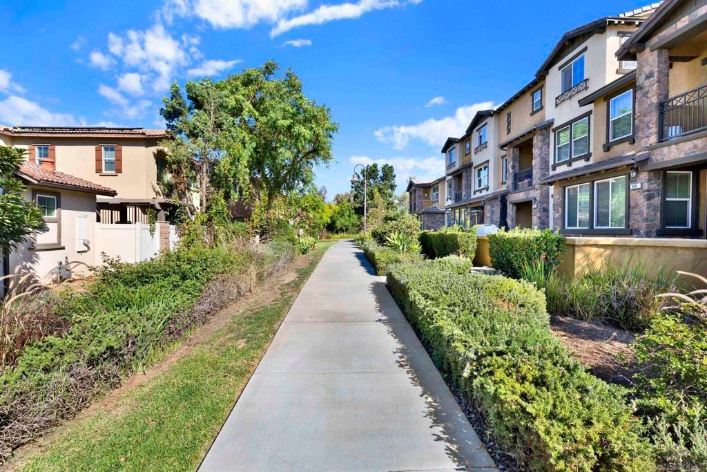 492 Prosperity Dr, San Marcos, CA 92069 — photo 4