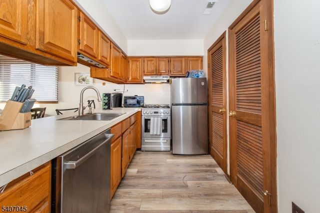 1 Deer Valley Ln 2, Vernon Twp., NJ 07462