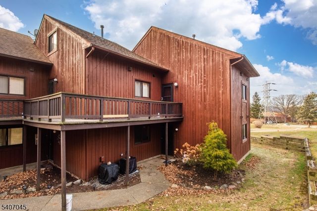 1 Deer Valley Ln 2, Vernon Twp., NJ 07462