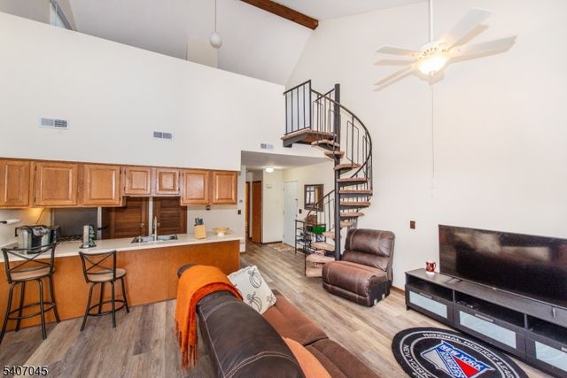 1 Deer Valley Ln 2, Vernon Twp., NJ 07462