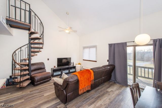 1 Deer Valley Ln 2, Vernon Twp., NJ 07462