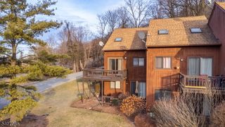 1 Deer Valley Ln 2, Vernon Twp., NJ 07462