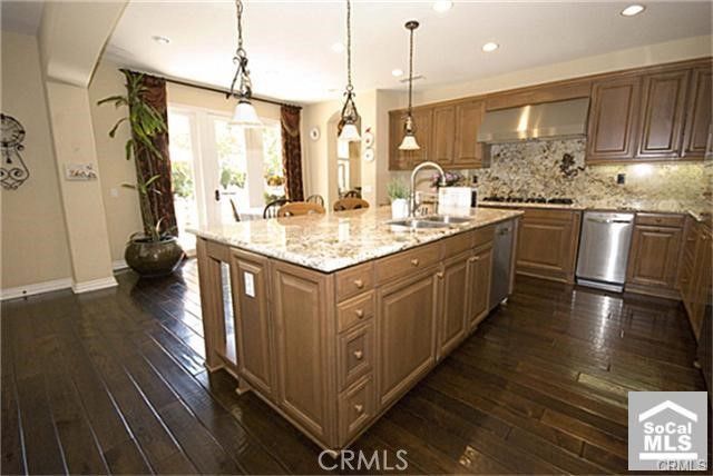 37 Twiggs, Irvine, CA 92620