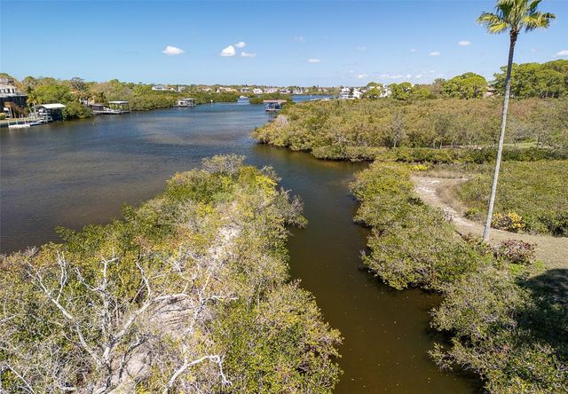 510 RYANS WOODS LANE, Palm Harbor, FL 34683