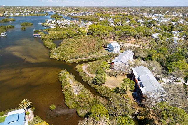 510 RYANS WOODS LANE, Palm Harbor, FL 34683