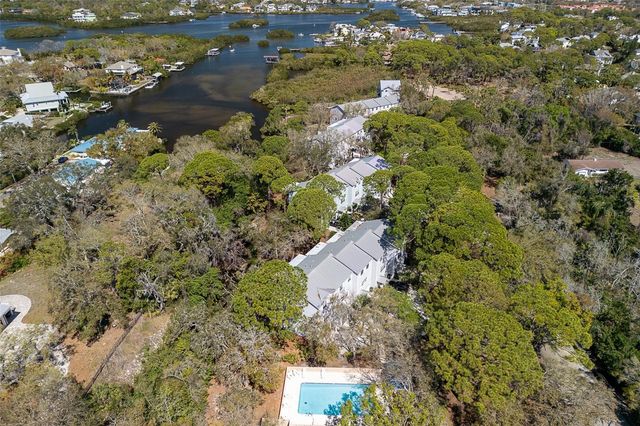 510 RYANS WOODS LANE, Palm Harbor, FL 34683